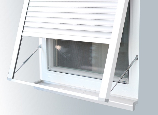 Outside Installing Outdoor Blinds